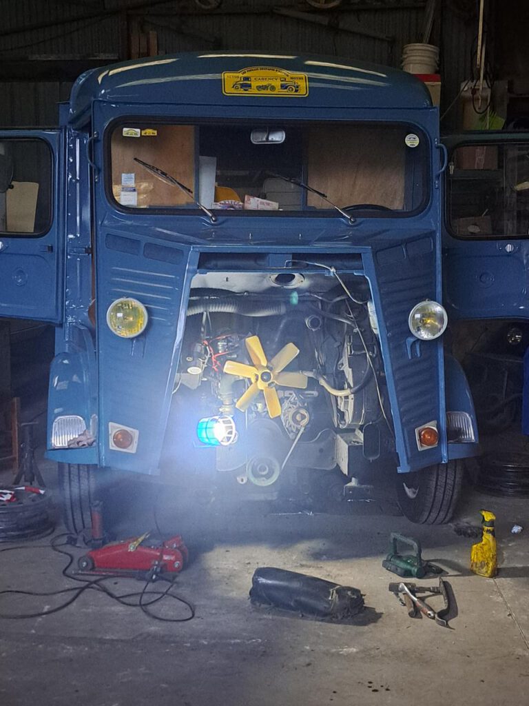 Le HY avec son moteur neuf installé